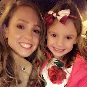 Meet your Posher, Kayla